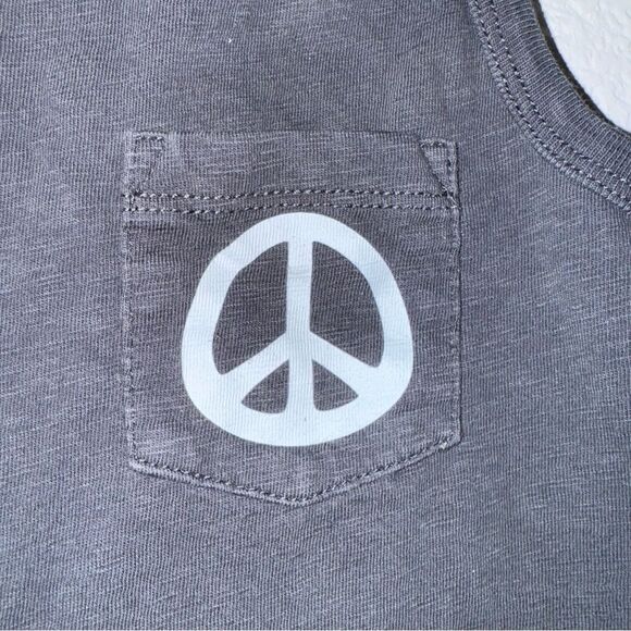 Kid's GAP Grey Peace Out Tank Top - Picture 5 of 8